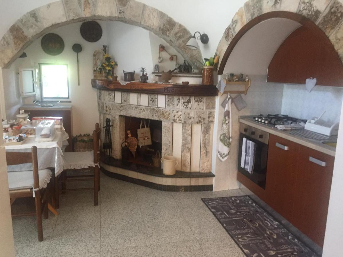 Il Trullo Di Nonno Angelo San Marco Hotel Locorotondo Ngoại thất bức ảnh