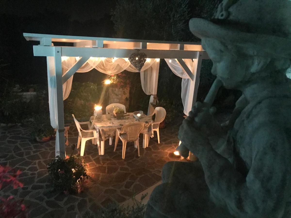 Il Trullo Di Nonno Angelo San Marco Hotel Locorotondo Ngoại thất bức ảnh