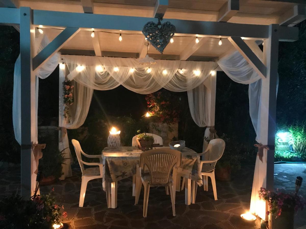 Il Trullo Di Nonno Angelo San Marco Hotel Locorotondo Ngoại thất bức ảnh